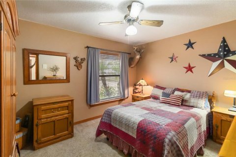 House in Orlando, Florida 4 bedrooms, 252.42 sq.m. № 2148425 - photo 24