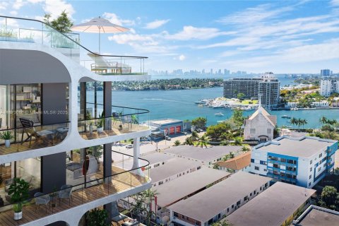 Copropriété à vendre à Miami Beach, Floride: 2 chambres, 108.79 m2 № 2012248 - photo 6