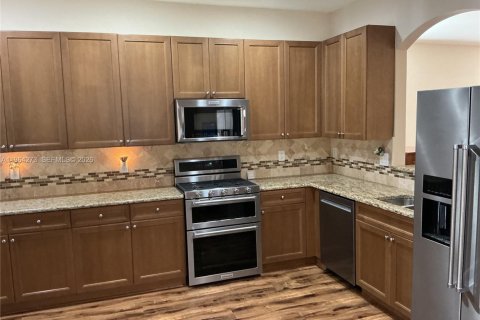 House in Port St. Lucie, Florida 3 bedrooms, 153.29 sq.m. № 2027498 - photo 6