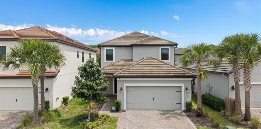 Villa ou maison à Winter Park, Floride 4 chambres, 240.52 m2 № 2147912