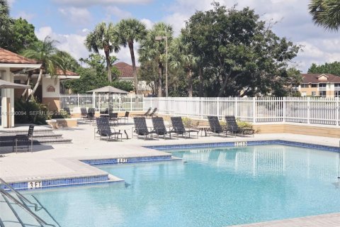 Condominio en alquiler en Plantation, Florida, 1 dormitorio, 74.79 m2 № 2058012 - foto 22