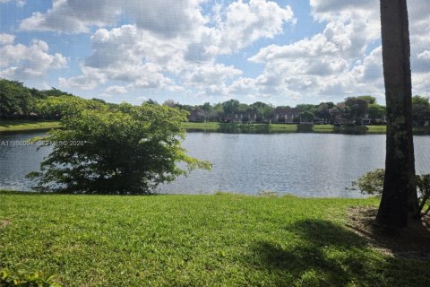 Condominio en alquiler en Plantation, Florida, 1 dormitorio, 74.79 m2 № 2058012 - foto 18