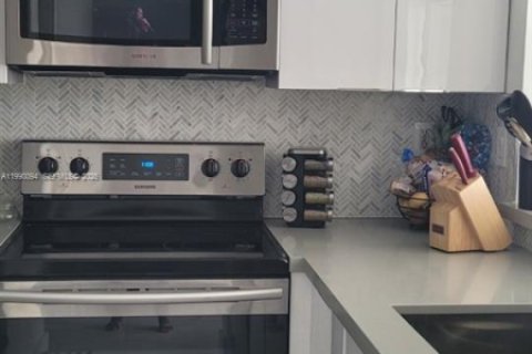 Condominio en alquiler en Plantation, Florida, 1 dormitorio, 74.79 m2 № 2058012 - foto 11