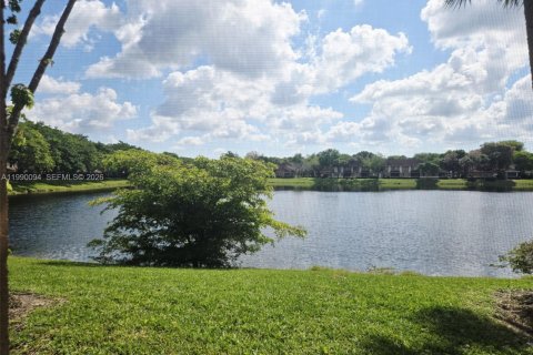 Condominio en alquiler en Plantation, Florida, 1 dormitorio, 74.79 m2 № 2058012 - foto 19