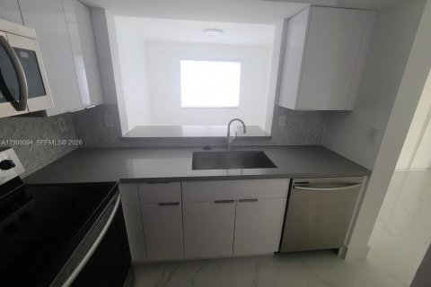 Condominio en alquiler en Plantation, Florida, 1 dormitorio, 74.79 m2 № 2058012 - foto 10