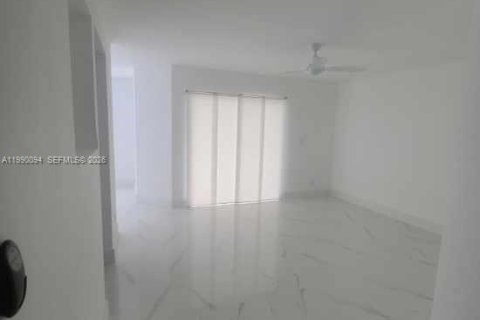 Condominio en alquiler en Plantation, Florida, 1 dormitorio, 74.79 m2 № 2058012 - foto 6