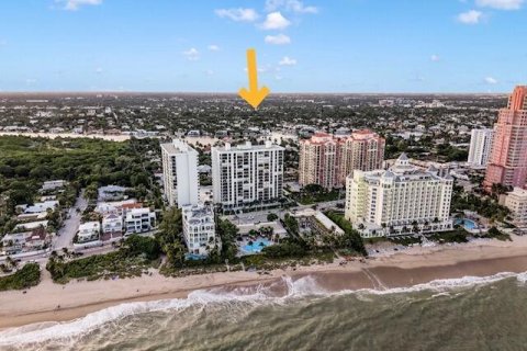 Condo in Fort Lauderdale, Florida, 2 bedrooms  № 2431263 - photo 4
