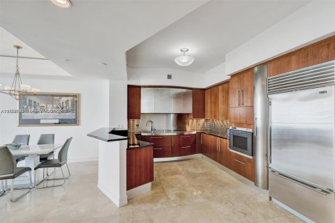 Снять в аренду кондоминиум в Санни-Айлс-Бич, Флорида 2 спальни, 118.54м2, № 2063058 - фото 14