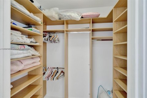 Снять в аренду кондоминиум в Санни-Айлс-Бич, Флорида 2 спальни, 118.54м2, № 2063058 - фото 17