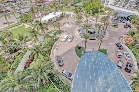 Снять в аренду кондоминиум в Санни-Айлс-Бич, Флорида 2 спальни, 118.54м2, № 2063058 - фото 10