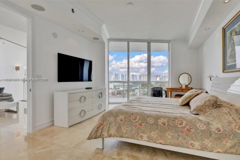 Снять в аренду кондоминиум в Санни-Айлс-Бич, Флорида 2 спальни, 118.54м2, № 2063058 - фото 22