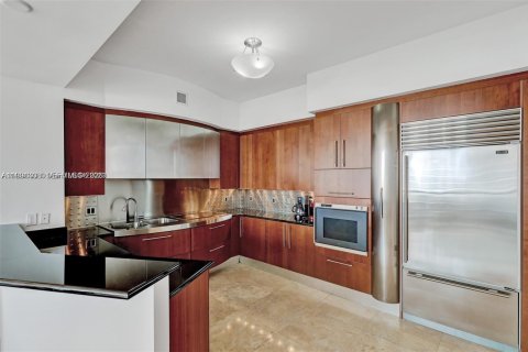 Снять в аренду кондоминиум в Санни-Айлс-Бич, Флорида 2 спальни, 118.54м2, № 2063058 - фото 13