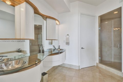 Снять в аренду кондоминиум в Санни-Айлс-Бич, Флорида 2 спальни, 118.54м2, № 2063058 - фото 20