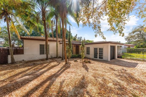 Купить виллу или дом в Майами, Флорида 2 спальни, 107.86м2, № 2026343 - фото 4