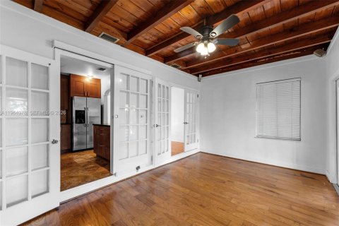 Купить виллу или дом в Майами, Флорида 2 спальни, 107.86м2, № 2026343 - фото 10