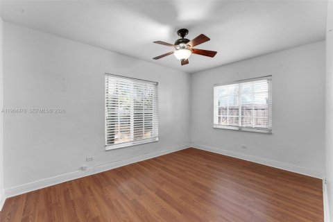 Купить виллу или дом в Майами, Флорида 2 спальни, 107.86м2, № 2026343 - фото 13