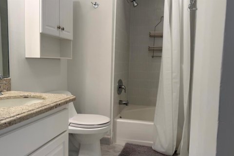 Condo in West Palm Beach, Florida, 3 rooms № 2176717 - photo 10