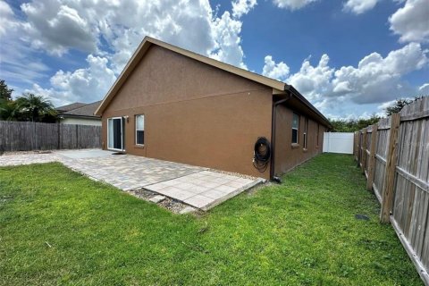 House in Orlando, Florida 4 bedrooms, 150.5 sq.m. № 2277949 - photo 30
