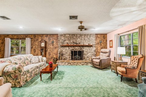 House in Vero Beach, Florida 3 bedrooms, 219.81 sq.m. № 2146744 - photo 3
