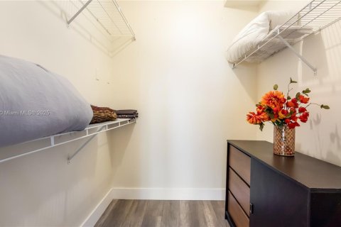 Снять в аренду кондоминиум в Санни-Айлс-Бич, Флорида 2 спальни, 95.13м2, № 1922337 - фото 20