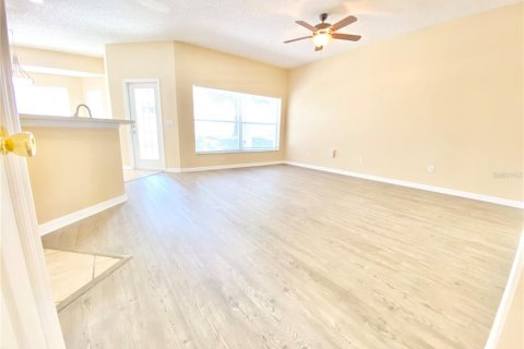 Casa en alquiler en Orlando, Florida, 4 dormitorios, 226.5 m2 № 1838883 - foto 28