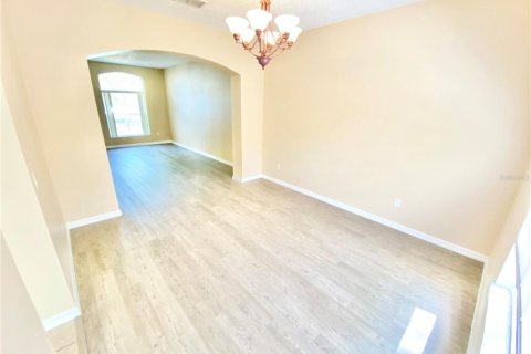 Casa en alquiler en Orlando, Florida, 4 dormitorios, 226.5 m2 № 1838883 - foto 15