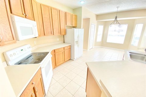 Casa en alquiler en Orlando, Florida, 4 dormitorios, 226.5 m2 № 1838883 - foto 21