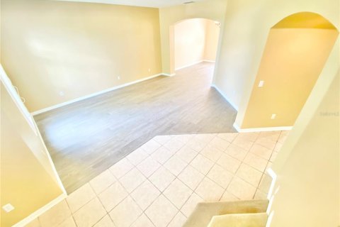 Casa en alquiler en Orlando, Florida, 4 dormitorios, 226.5 m2 № 1838883 - foto 9