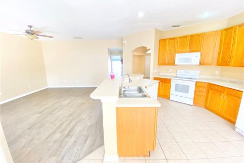 Casa en alquiler en Orlando, Florida, 4 dormitorios, 226.5 m2 № 1838883 - foto 23