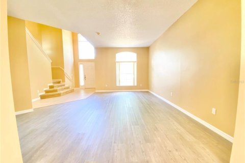 Casa en alquiler en Orlando, Florida, 4 dormitorios, 226.5 m2 № 1838883 - foto 5