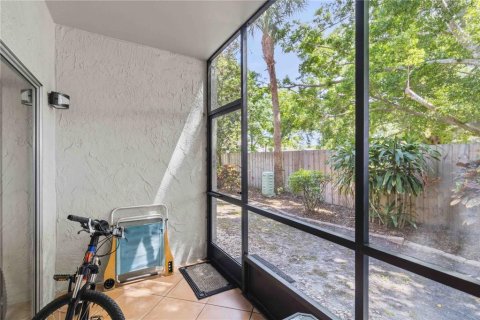 Copropriété à vendre à Sarasota, Floride: 2 chambres, 89.56 m2 № 2390906 - photo 2