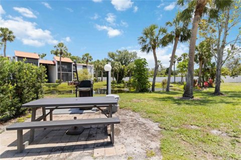 Copropriété à vendre à Sarasota, Floride: 2 chambres, 89.56 m2 № 2390906 - photo 16