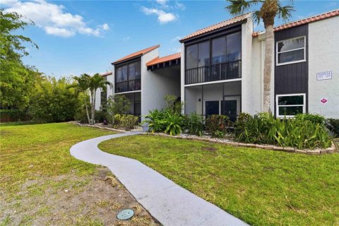 Copropriété à vendre à Sarasota, Floride: 2 chambres, 89.56 m2 № 2390906 - photo 12