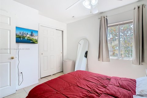 Townhouse in Kissimmee, Florida 3 bedrooms, 110.27 sq.m. № 1727620 - photo 26