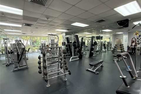 Condo in Miami, Florida, 2 bedrooms  № 2053070 - photo 25