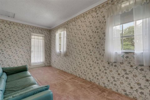 House in Lakeland, Florida 5 bedrooms, 308.99 sq.m. № 2098176 - photo 16
