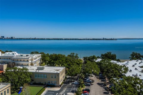 Condo in Tampa, Florida, 2 bedrooms  № 1724493 - photo 26