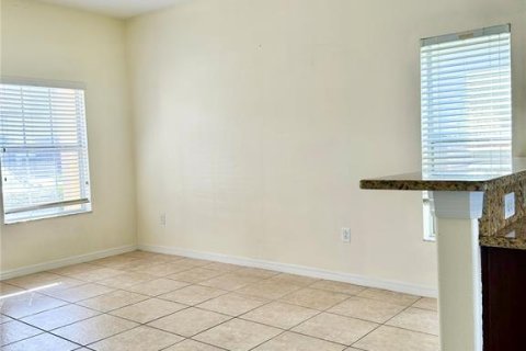 Touwnhouse à louer à Tampa, Floride: 2 chambres, 110.74 m2 № 1824474 - photo 12