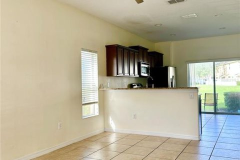 Touwnhouse à louer à Tampa, Floride: 2 chambres, 110.74 m2 № 1824474 - photo 13