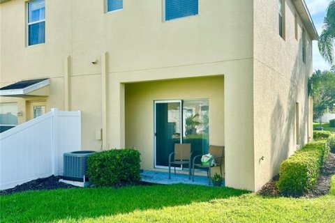 Touwnhouse à louer à Tampa, Floride: 2 chambres, 110.74 m2 № 1824474 - photo 26