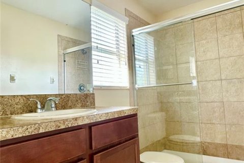 Touwnhouse à louer à Tampa, Floride: 2 chambres, 110.74 m2 № 1824474 - photo 19