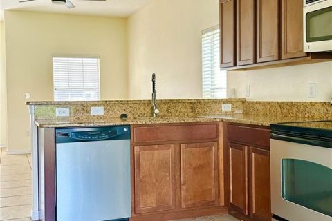 Touwnhouse à louer à Tampa, Floride: 2 chambres, 110.74 m2 № 1824474 - photo 5