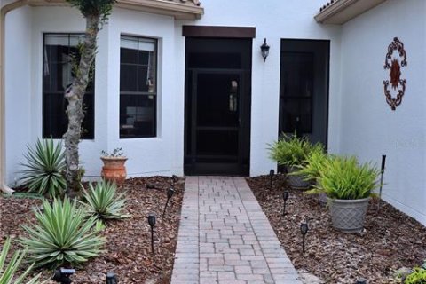 Casa en venta en Kissimmee, Florida, 2 dormitorios, 217.67 m2 № 1851476 - foto 4