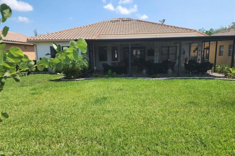 Casa en venta en Kissimmee, Florida, 2 dormitorios, 217.67 m2 № 1851476 - foto 11