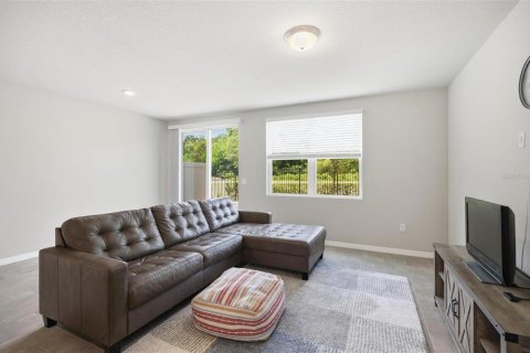 Adosado en venta en Davenport, Florida, 3 dormitorios, 141.68 m2 № 2109282 - foto 12