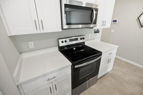 Adosado en venta en Davenport, Florida, 3 dormitorios, 141.68 m2 № 2109282 - foto 21