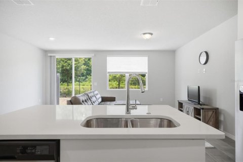 Adosado en venta en Davenport, Florida, 3 dormitorios, 141.68 m2 № 2109282 - foto 23