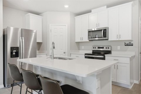 Adosado en venta en Davenport, Florida, 3 dormitorios, 141.68 m2 № 2109282 - foto 16