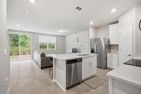 Adosado en venta en Davenport, Florida, 3 dormitorios, 141.68 m2 № 2109282 - foto 8