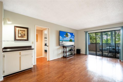 Купить кондоминиум в Помпано-Бич, Флорида 2 спальни, 113.53м2, № 1980222 - фото 9